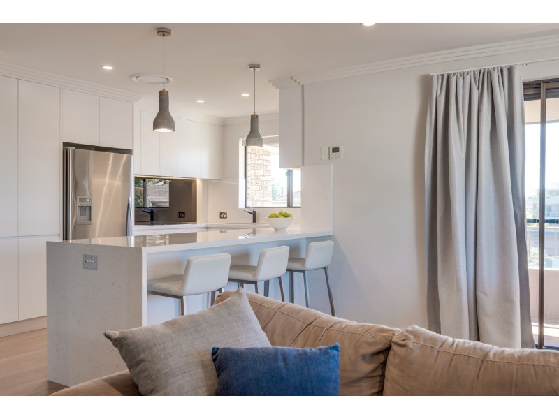 5/4-8 Frazer Street, Collaroy NSW 2097