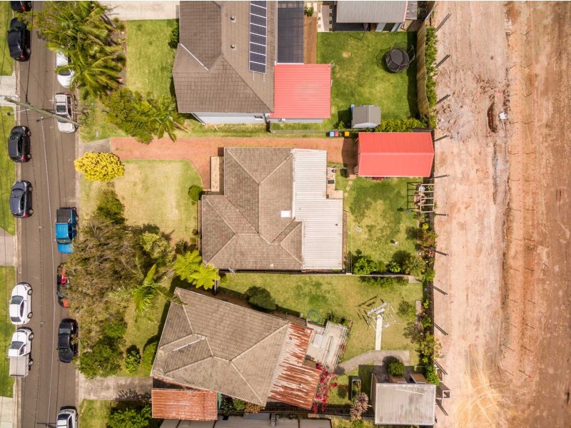 52 Karingal Crescent, Frenchs Forest NSW 2086