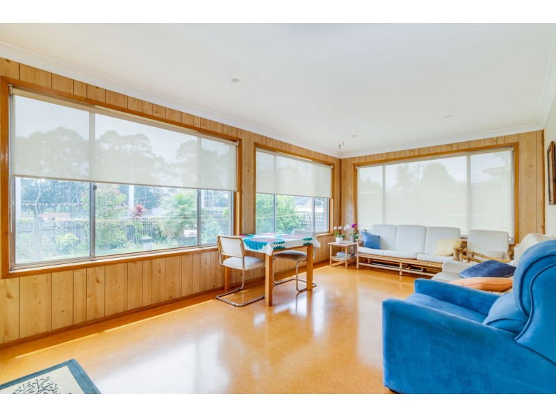 52 Karingal Crescent, Frenchs Forest NSW 2086