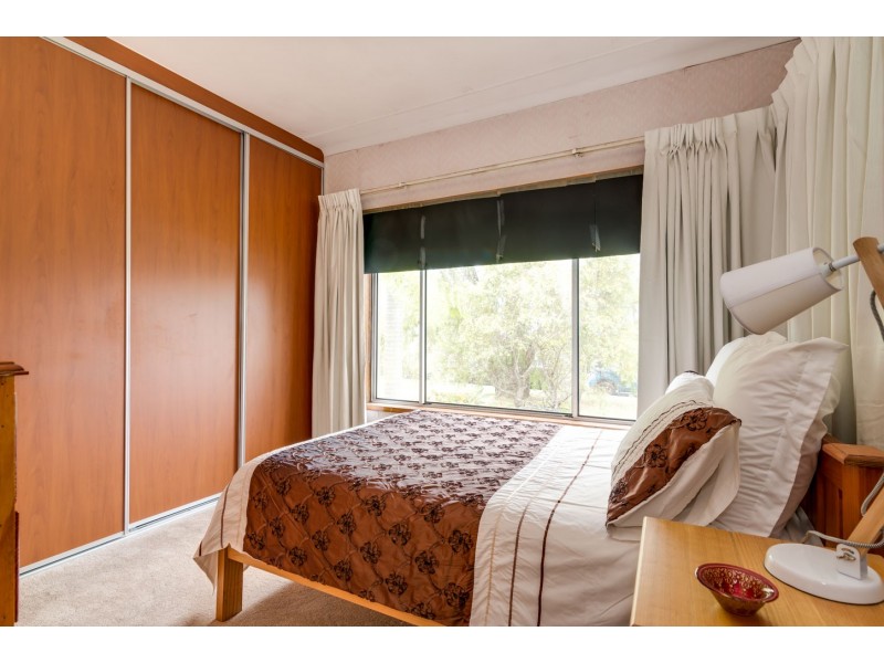 52 Karingal Crescent, Frenchs Forest NSW 2086