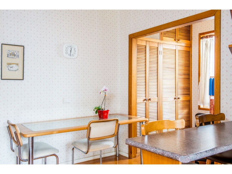 52 Karingal Crescent, Frenchs Forest NSW 2086