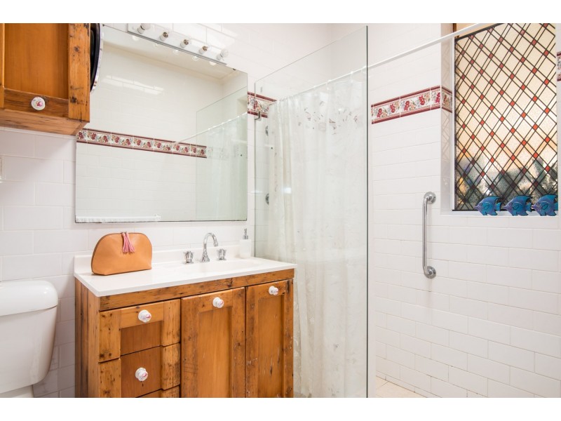 52 Karingal Crescent, Frenchs Forest NSW 2086