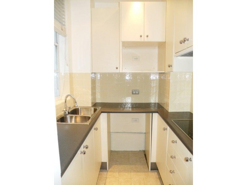 34/2 Greenknowe Aveune, Elizabeth Bay NSW 2011