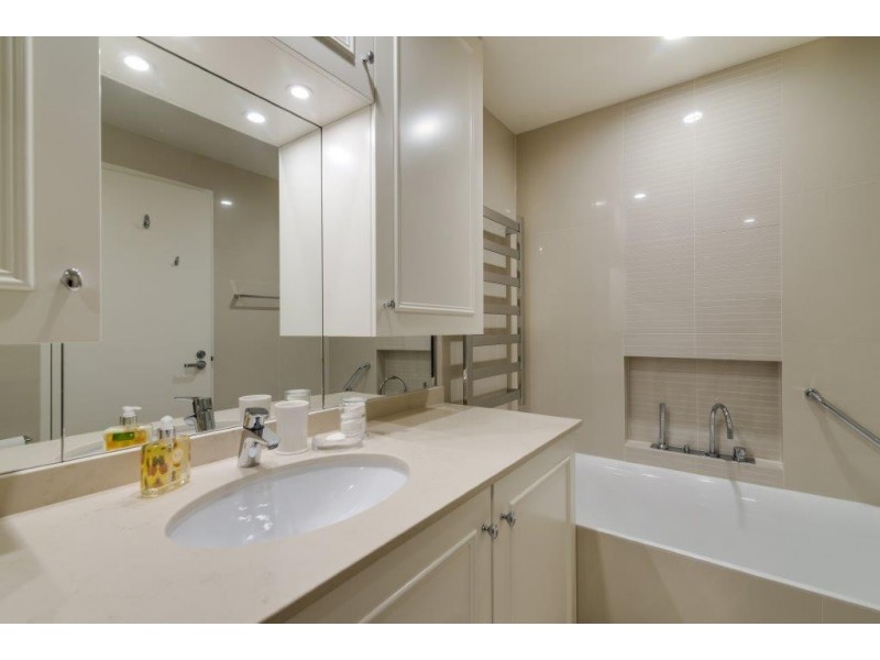 1303/81 Macleay Street, Potts Point NSW 2011