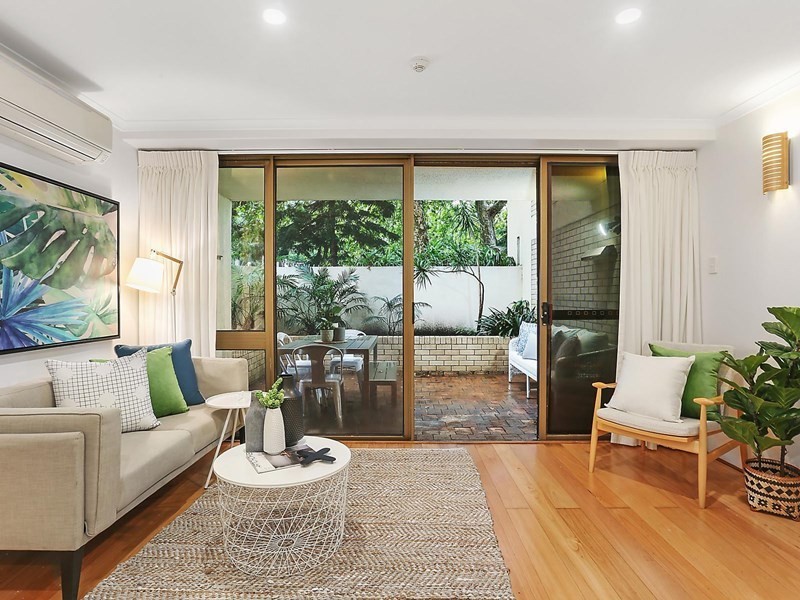 2/1 Boomerang Place, Woolloomooloo NSW 2011