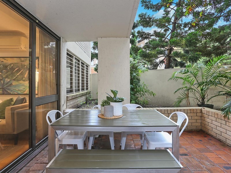 2/1 Boomerang Place, Woolloomooloo NSW 2011