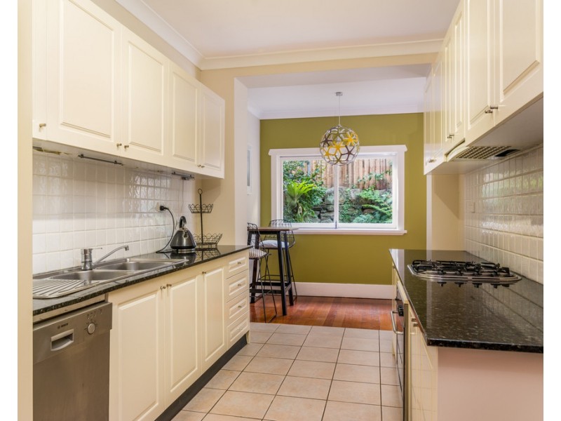 2/102 Kirribilli Avenue, Kirribilli NSW 2061