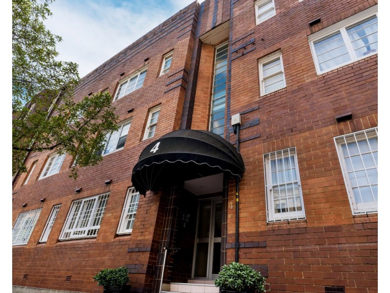 8/4 McDonald Street, Potts Point NSW 2011