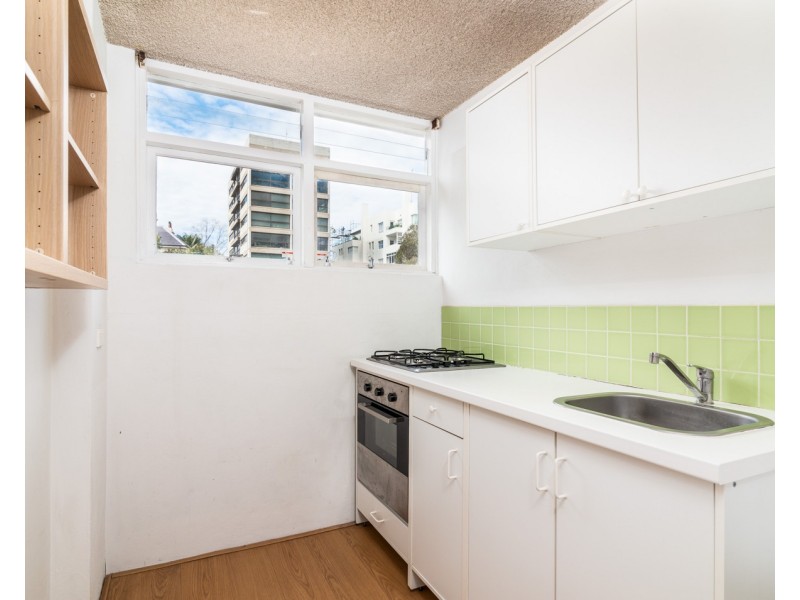 76/5-7 The Esplanade, Elizabeth Bay NSW 2011