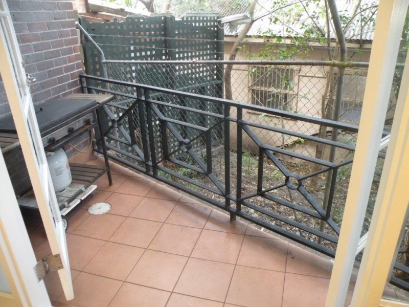 2/12 Ward Avenue, Elizabeth Bay NSW 2011