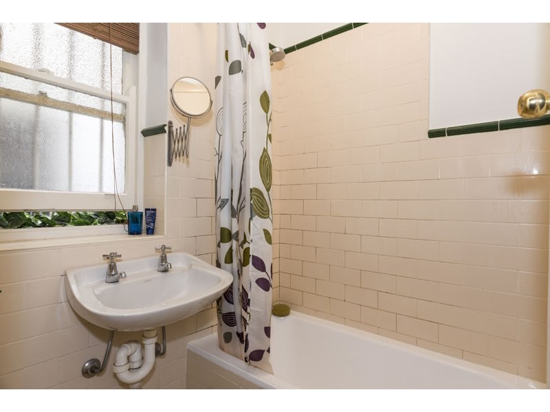 2/3 Ward Avenue, Potts Point NSW 2011