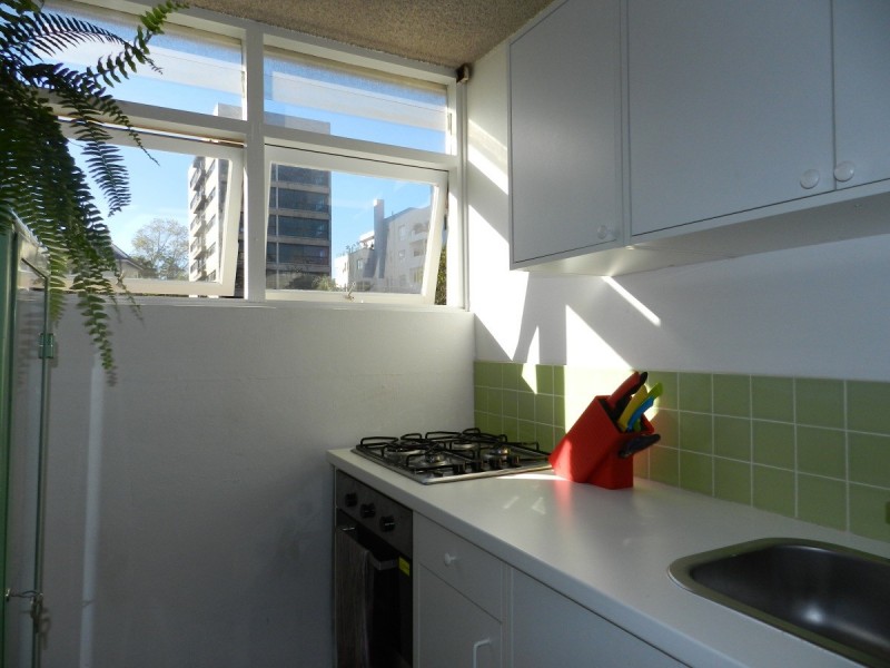 76/5-7 The Esplanade, Elizabeth Bay NSW 2011