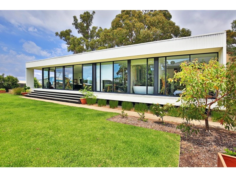 72 Boorawine Terrace, Callala Bay NSW 2540