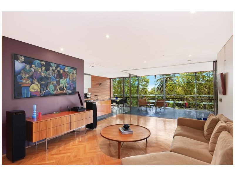 Apt Four /155 Macquarie Street, Sydney NSW 2000