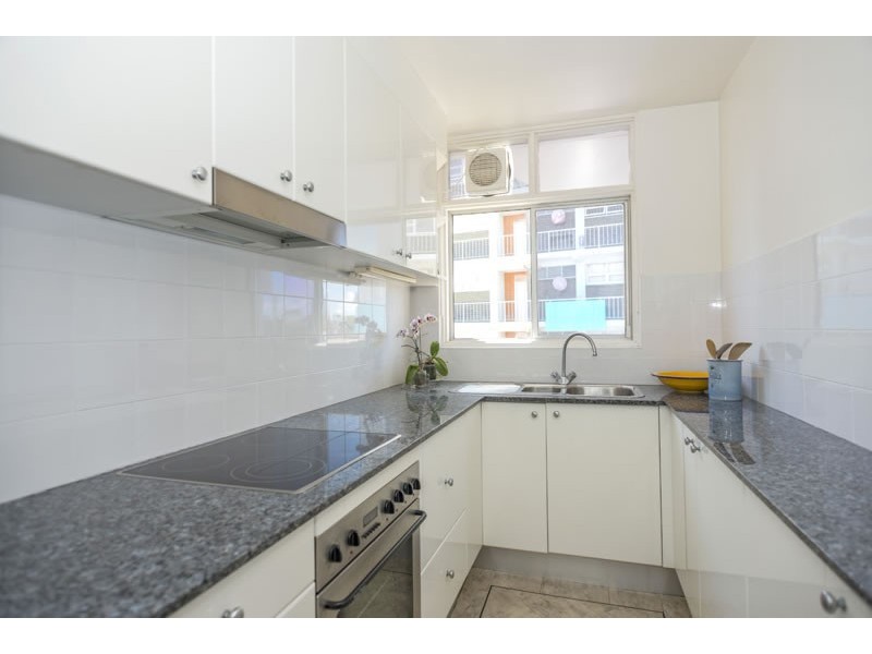 61/106 Elizabeth Bay Road, Elizabeth Bay NSW 2011