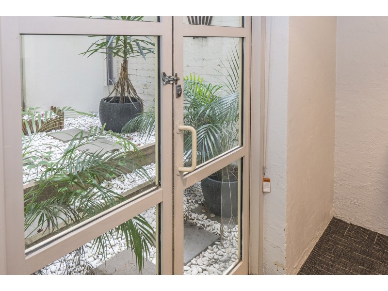 Shop 1, 115 MACLEAY, Potts Point NSW 2011