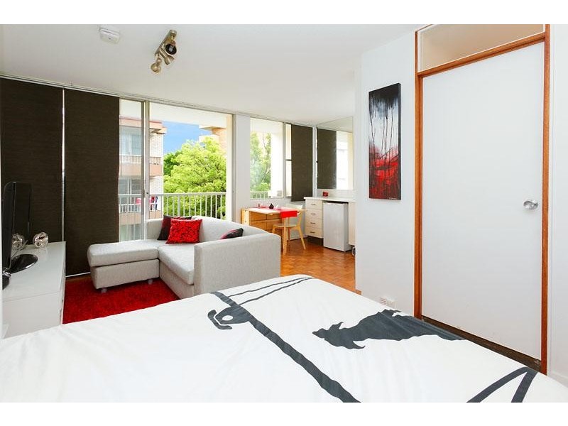 401/76 Roslyn Gardens, Elizabeth Bay NSW 2011