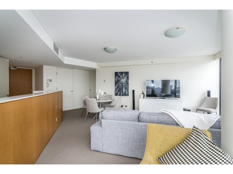 1706/30 Glen Street, Milsons Point NSW 2061