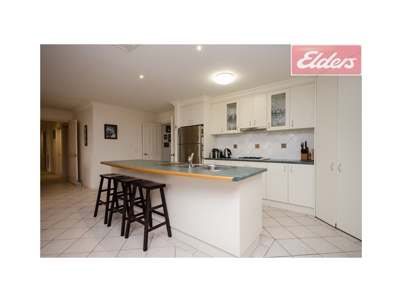 38 Barton Drive, Wodonga VIC 3690