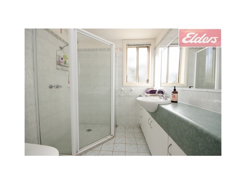 38 Barton Drive, Wodonga VIC 3690