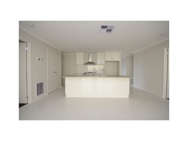 28 Rod Laver Way, Baranduda VIC 3691