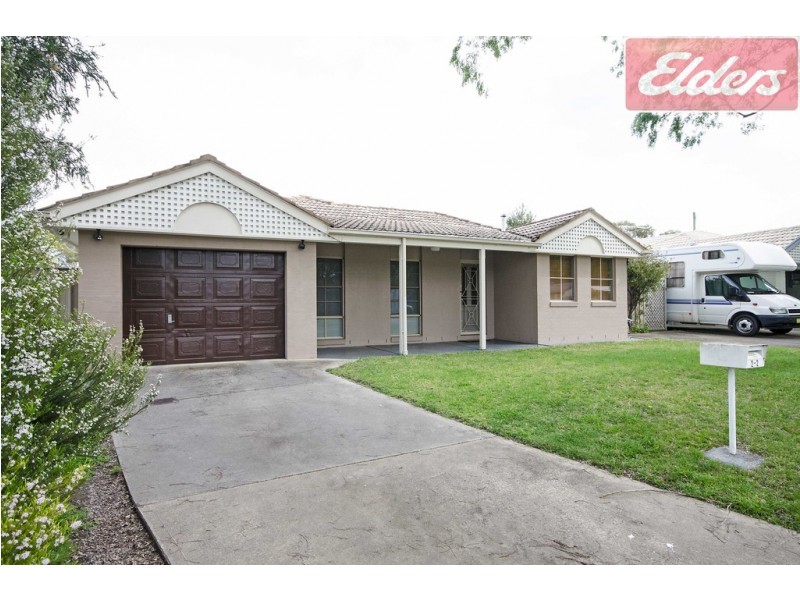 2/2 Saville Avenue, Lavington NSW 2641