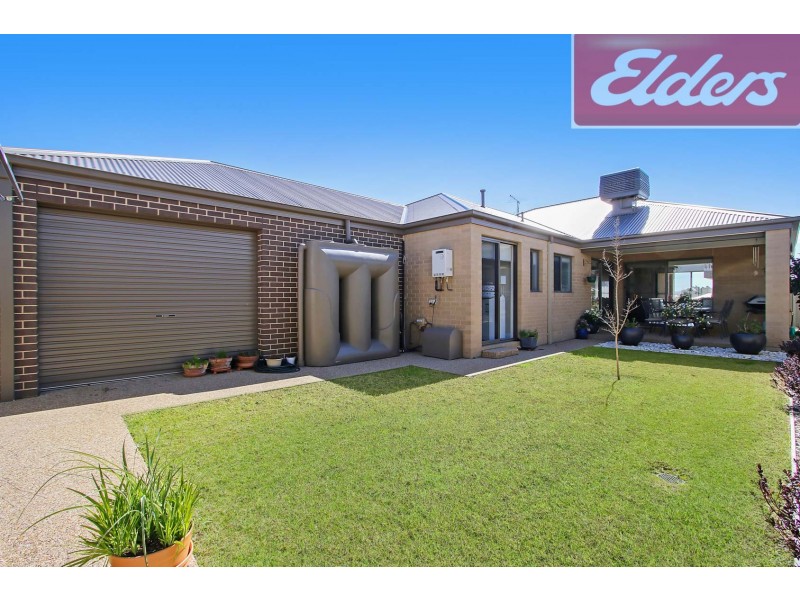 8 Cardiff Street, Wodonga VIC 3690