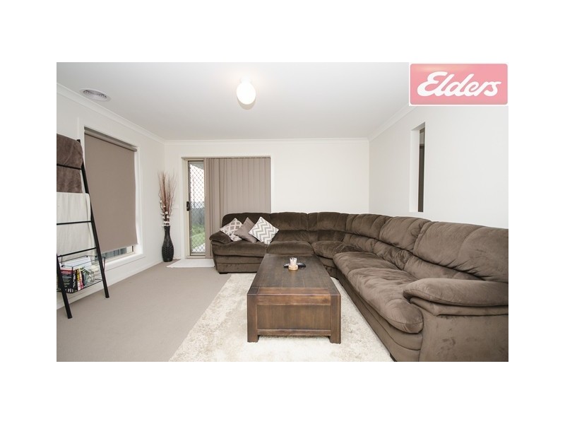 44 Silky Oak Avenue, Wodonga VIC 3690
