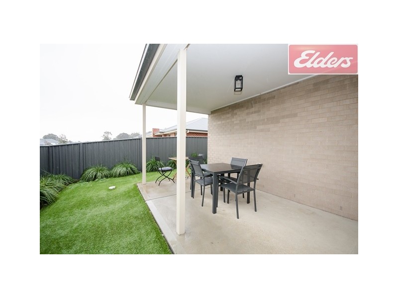 44 Silky Oak Avenue, Wodonga VIC 3690