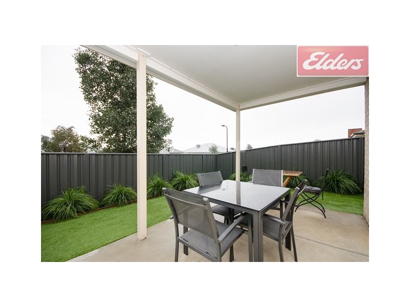 44 Silky Oak Avenue, Wodonga VIC 3690