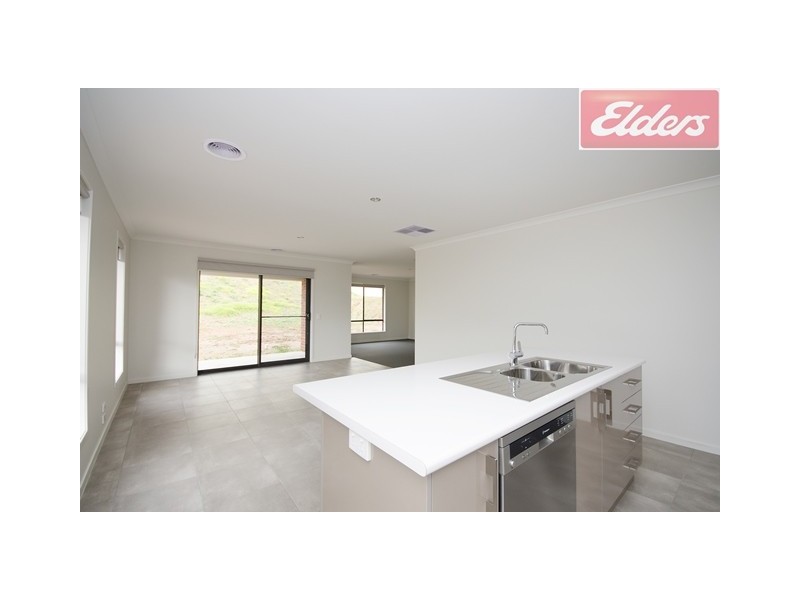 71 Margaret Court Drive, Baranduda VIC 3691