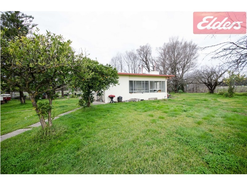 15 Old Barnawartha Road, West Wodonga VIC 3690