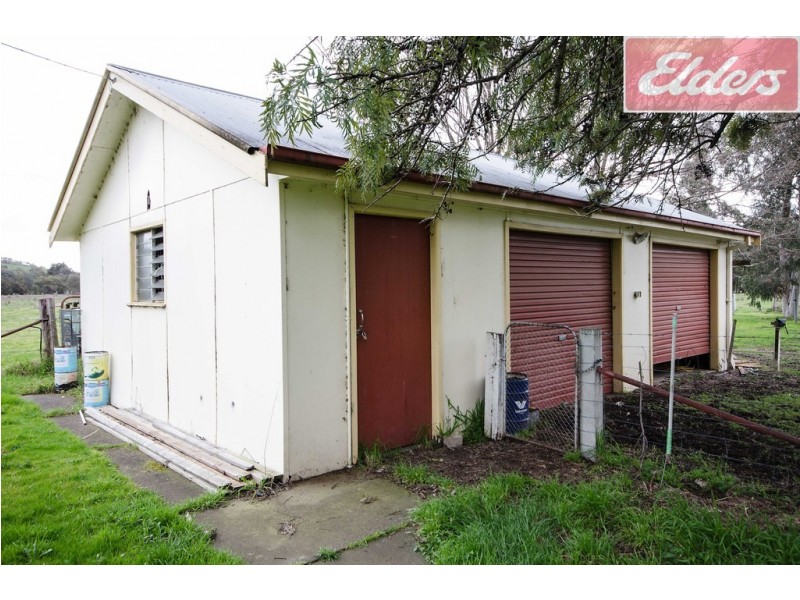 15 Old Barnawartha Road, West Wodonga VIC 3690