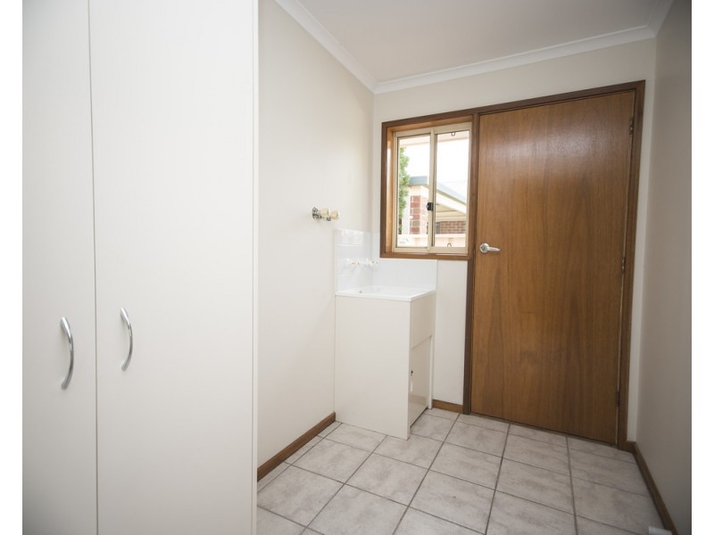 25 Edinburgh Circuit, Wodonga VIC 3690