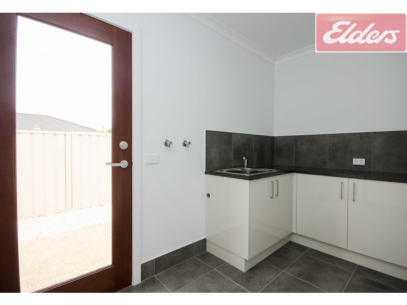 52 Victoria Cross Parade, Wodonga VIC 3690