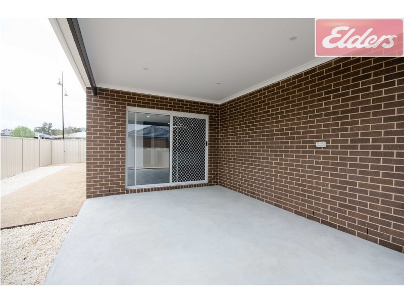 52 Victoria Cross Parade, Wodonga VIC 3690