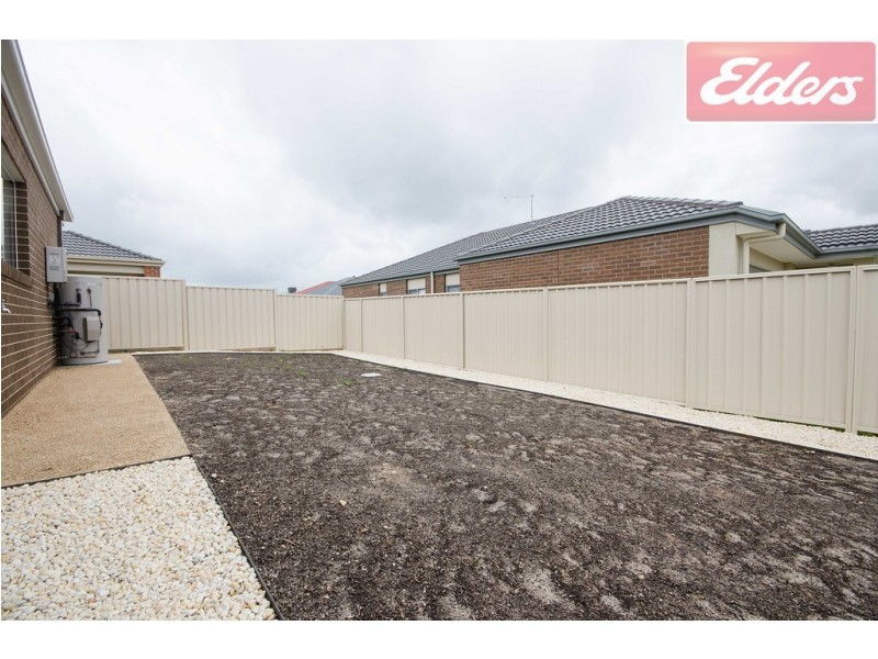 52 Victoria Cross Parade, Wodonga VIC 3690