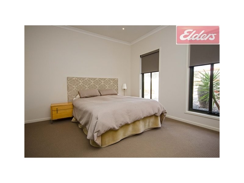 6 Castleton Street, Wodonga VIC 3690