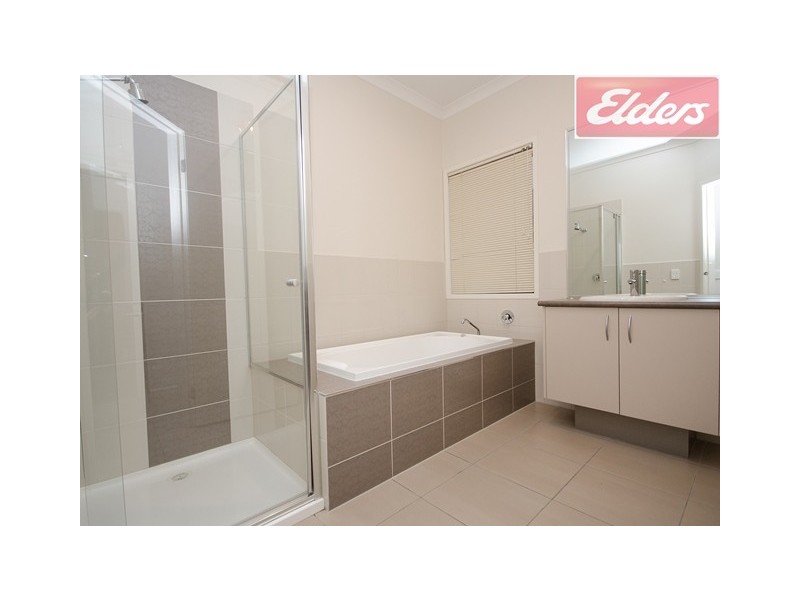 6 Castleton Street, Wodonga VIC 3690