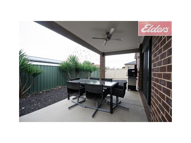 6 Castleton Street, Wodonga VIC 3690