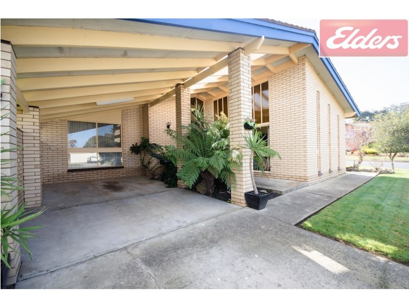 326 Mark Crescent, Lavington NSW 2641