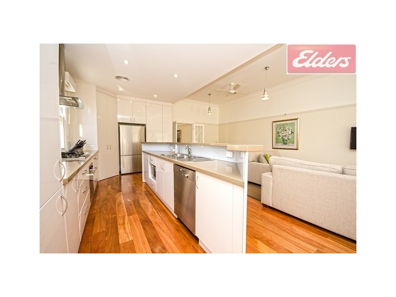 446 Crisp Street, Albury NSW 2640