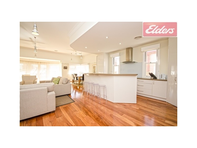 446 Crisp Street, Albury NSW 2640