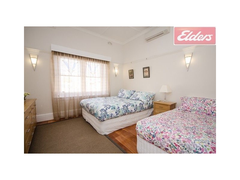 446 Crisp Street, Albury NSW 2640