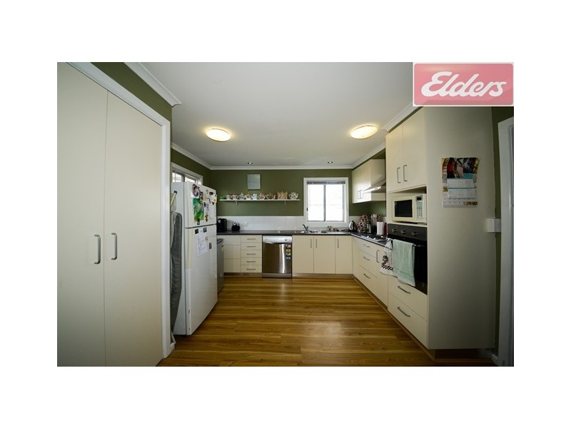 26 Gitchell Street, Corowa NSW 2646