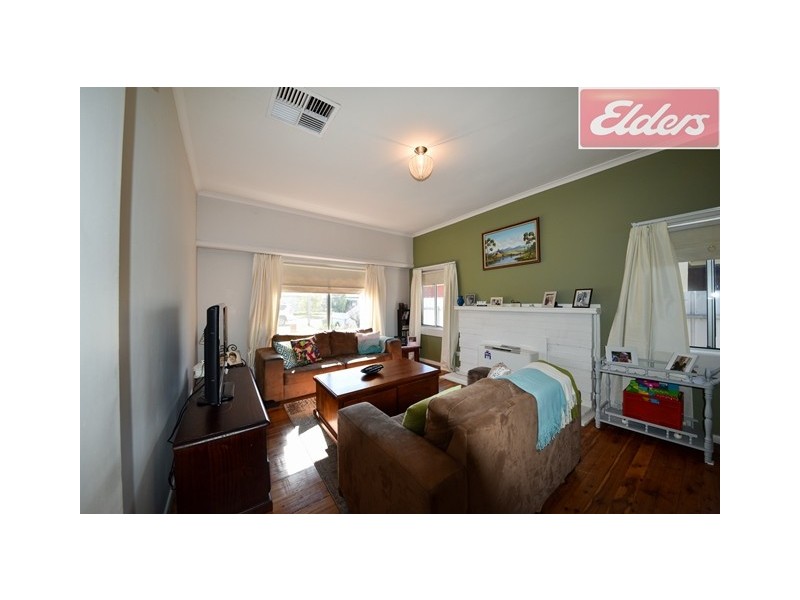 26 Gitchell Street, Corowa NSW 2646