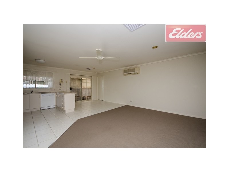 2/11 O’Shannassy Court, Wodonga VIC 3690