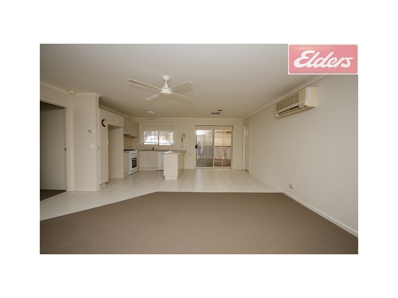 2/11 O’Shannassy Court, Wodonga VIC 3690