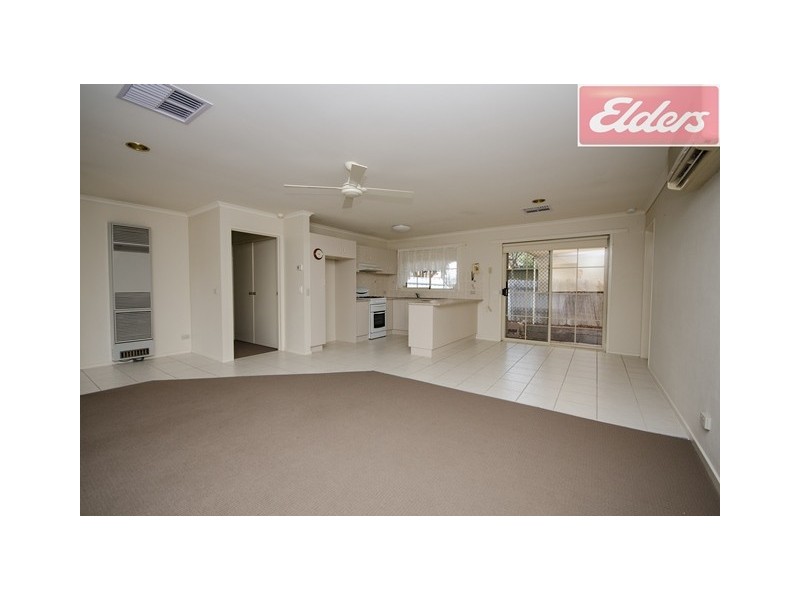 2/11 O’Shannassy Court, Wodonga VIC 3690