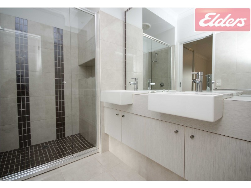 59 Victoria Cross Parade, Wodonga VIC 3690